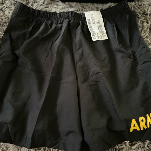 New Army Physical Fitness Uniform (M) •Official APFU Trunks• - Picture 3 of 4